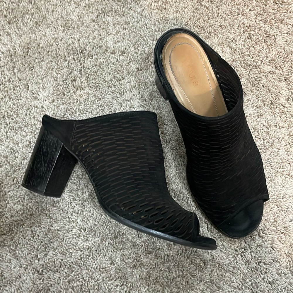 nurture wrenna shoes - genuine leather - 8 M- authentic mules